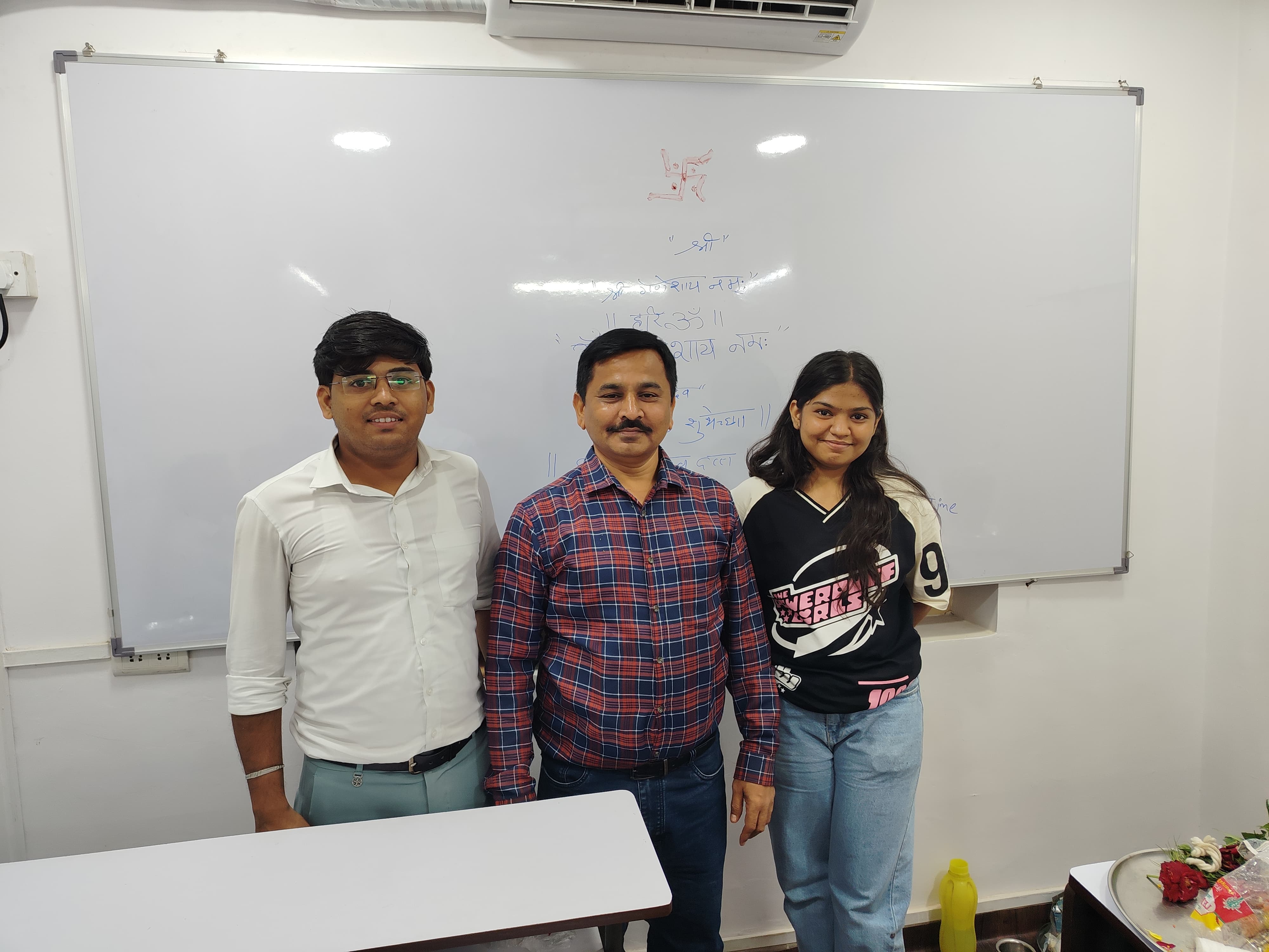 Students learning at Arvind Classes